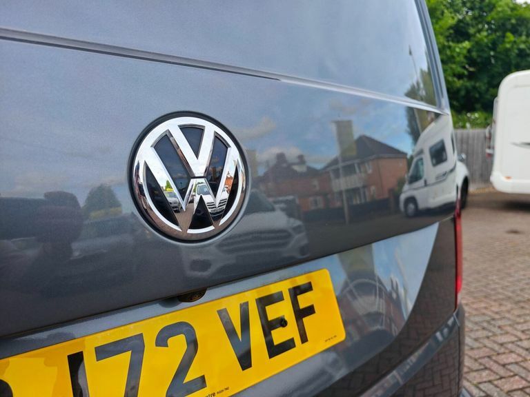 Volkswagen Transporter Mpv Blue #41
