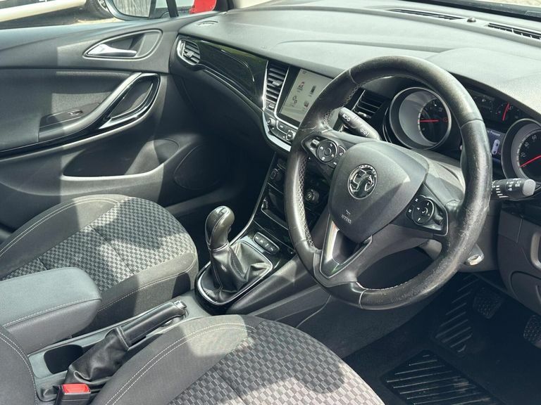Vauxhall Astra 1.4I Turbo Sri Nav Sports Tourer Euro 6 Silver #4