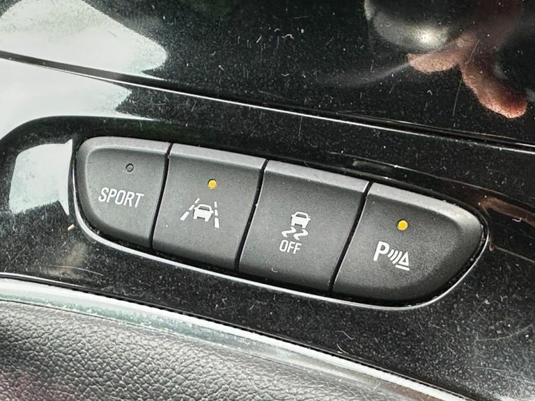 Vauxhall Astra Estate 1.6 Cdti Blueinjection Design 201818 White #10