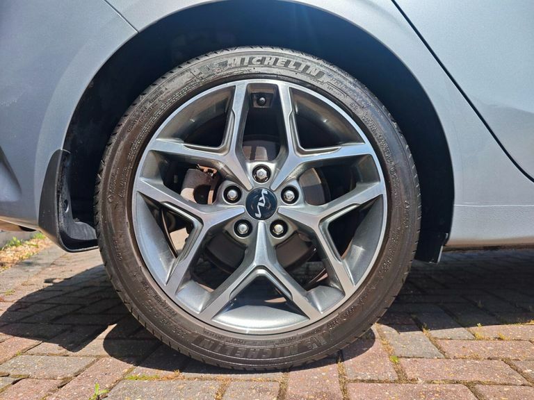 Kia Ceed Sw 1.0T Gdi Isg 2 118 Black #11