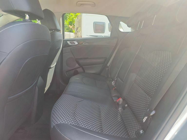Kia Ceed Sw 1.0T Gdi Isg 2 118 Black #27
