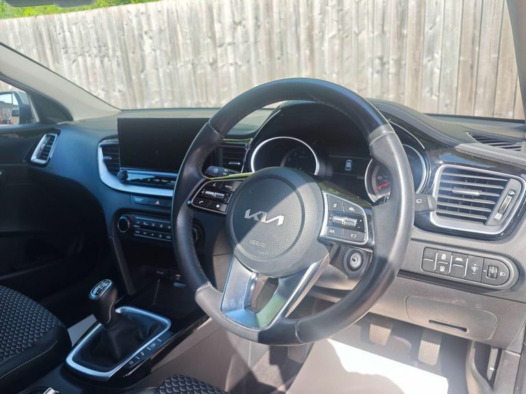 Kia Ceed Sw 1.0T Gdi Isg 2 118 Black #34