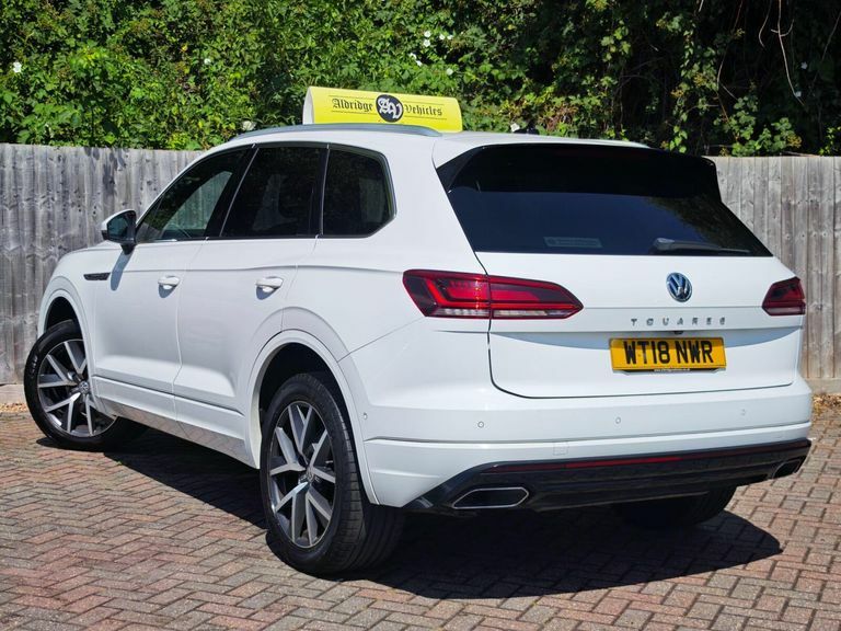Volkswagen Touareg 3.0 Tdi V6 R-line Tiptronic 4Motion Euro 6 Ss 5 White #2