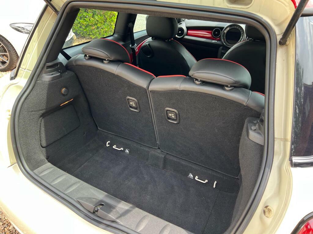 Mini Hatch Hatchback 1.6 Cooper D Euro 5 Ss 201313 Red #60