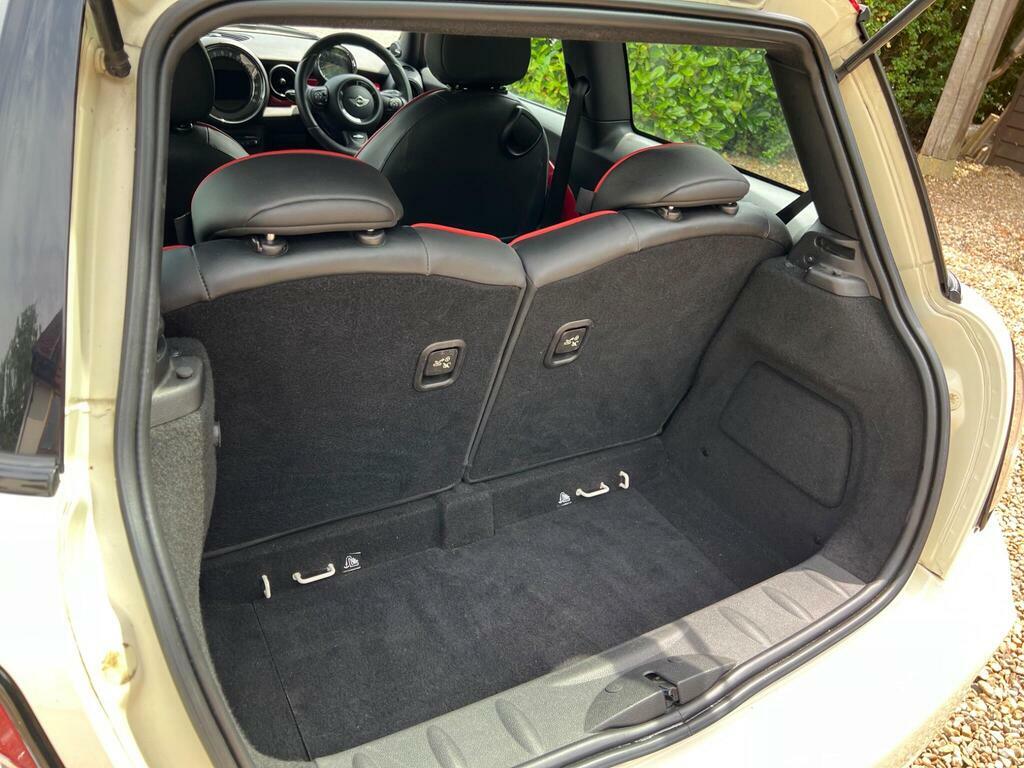 Mini Hatch Hatchback 1.6 Cooper D Euro 5 Ss 201313 Red #62