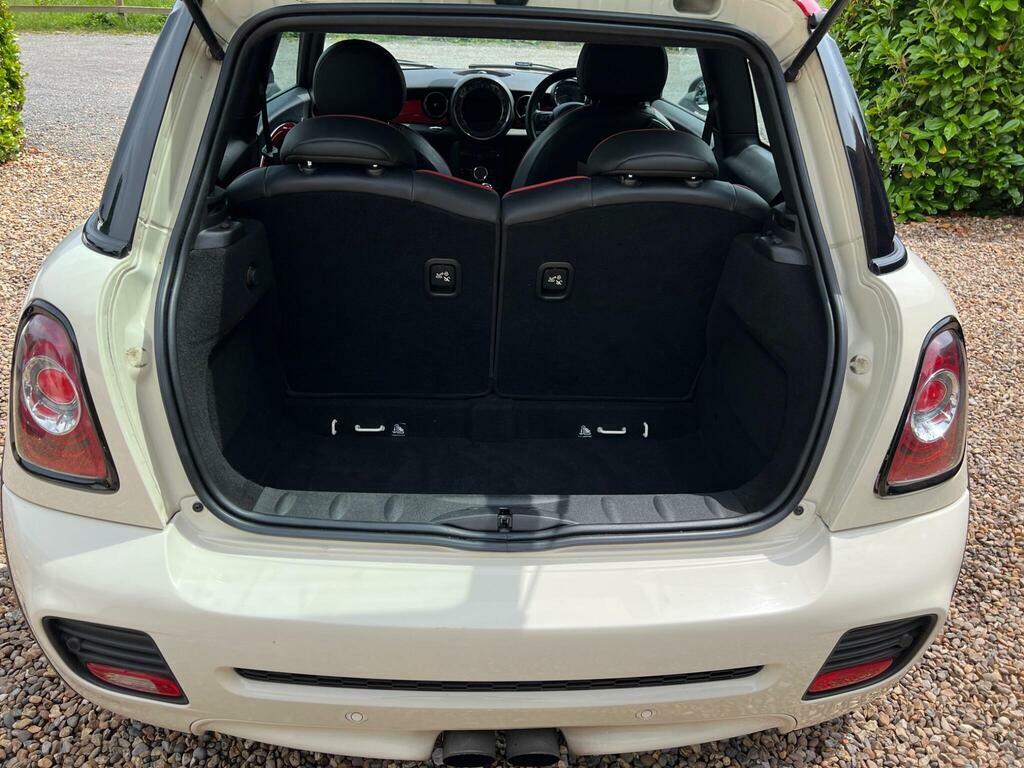 Mini Hatch Hatchback 1.6 Cooper D Euro 5 Ss 201313 Red #59