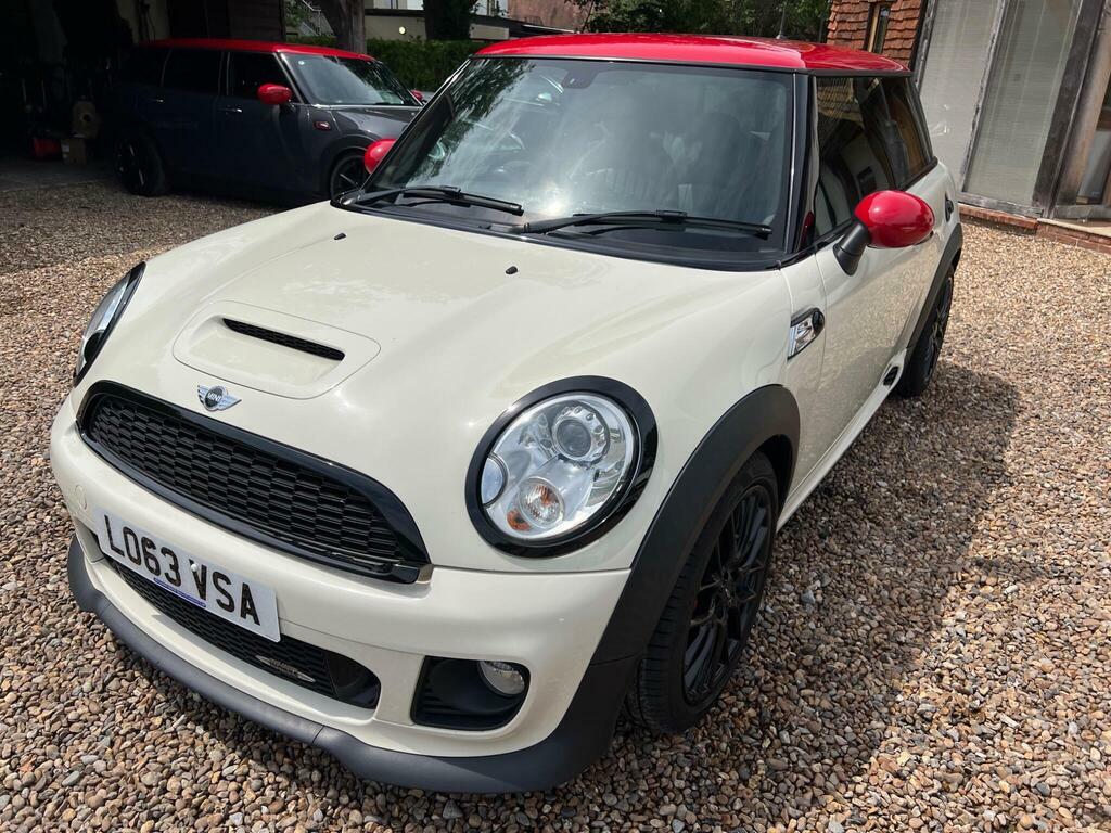 Mini Hatch Hatchback 1.6 Cooper D Euro 5 Ss 201313 Red #21