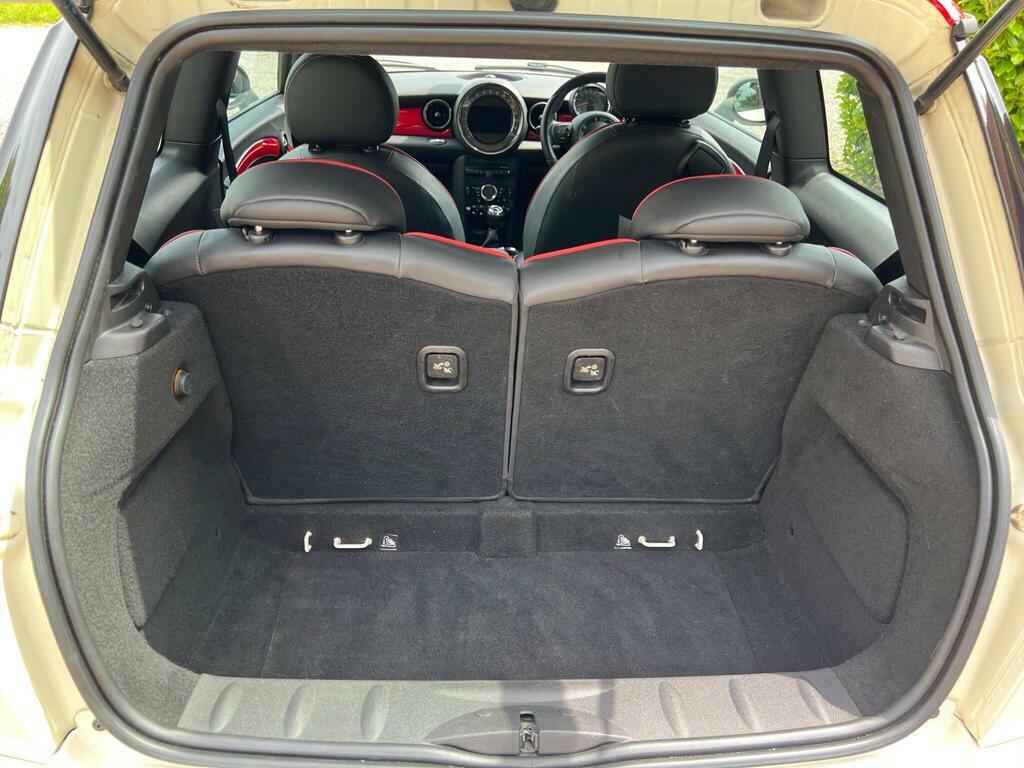 Mini Hatch Hatchback 1.6 Cooper D Euro 5 Ss 201313 Red #61
