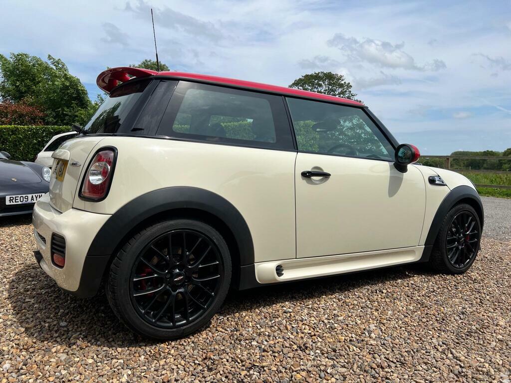 Mini Hatch Hatchback 1.6 Cooper D Euro 5 Ss 201313 Red #40