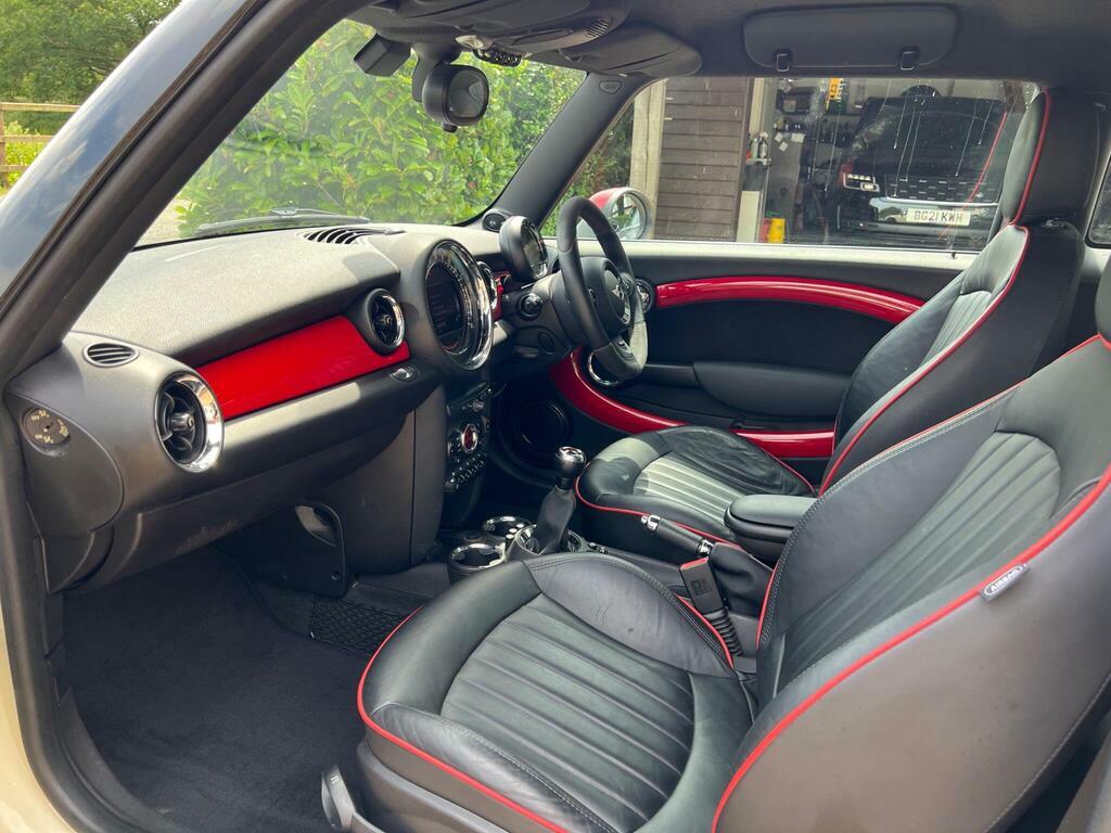 Mini Hatch Hatchback 1.6 Cooper D Euro 5 Ss 201313 Red #43