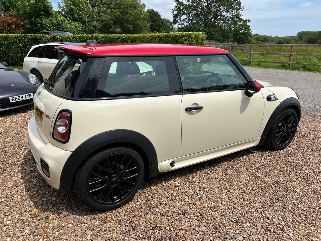 Mini Hatch Hatchback 1.6 Cooper D Euro 5 Ss 201313 Red #39