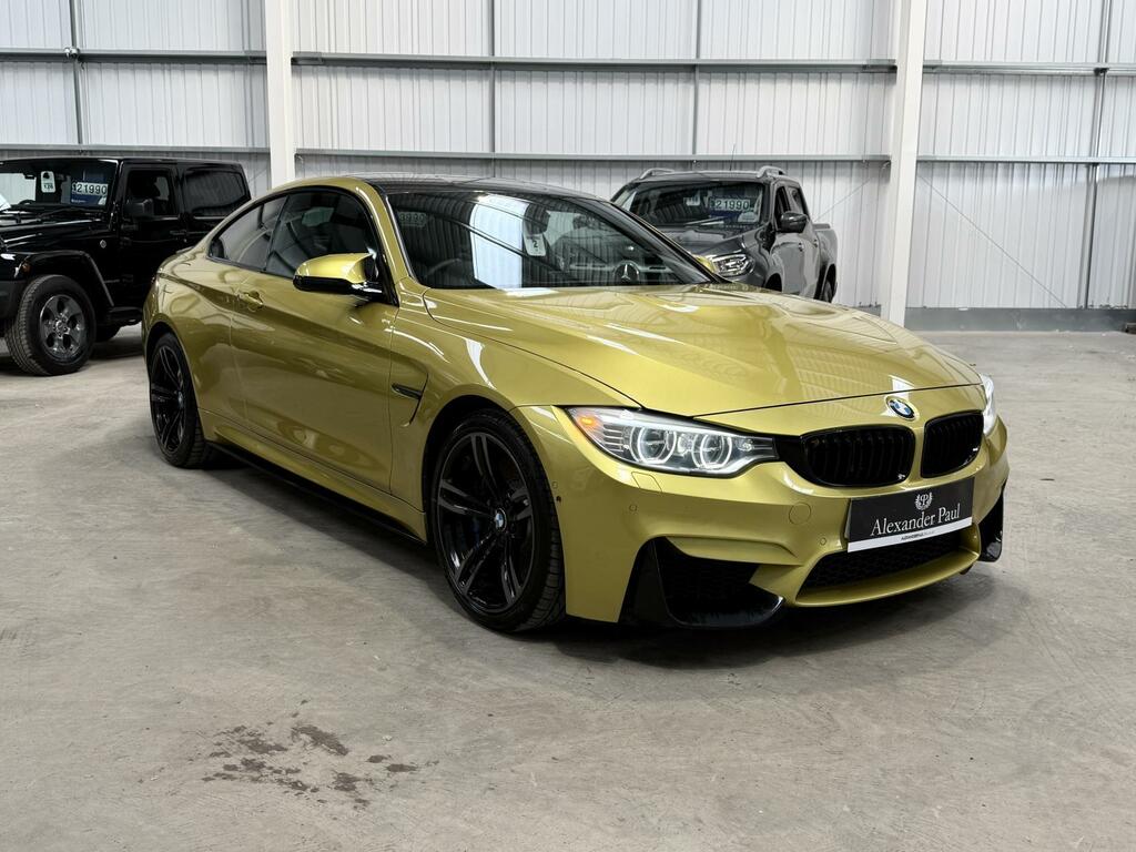 BMW M4 3.0 Biturbo Coupe Dct Euro 6 Ss 431 Yellow