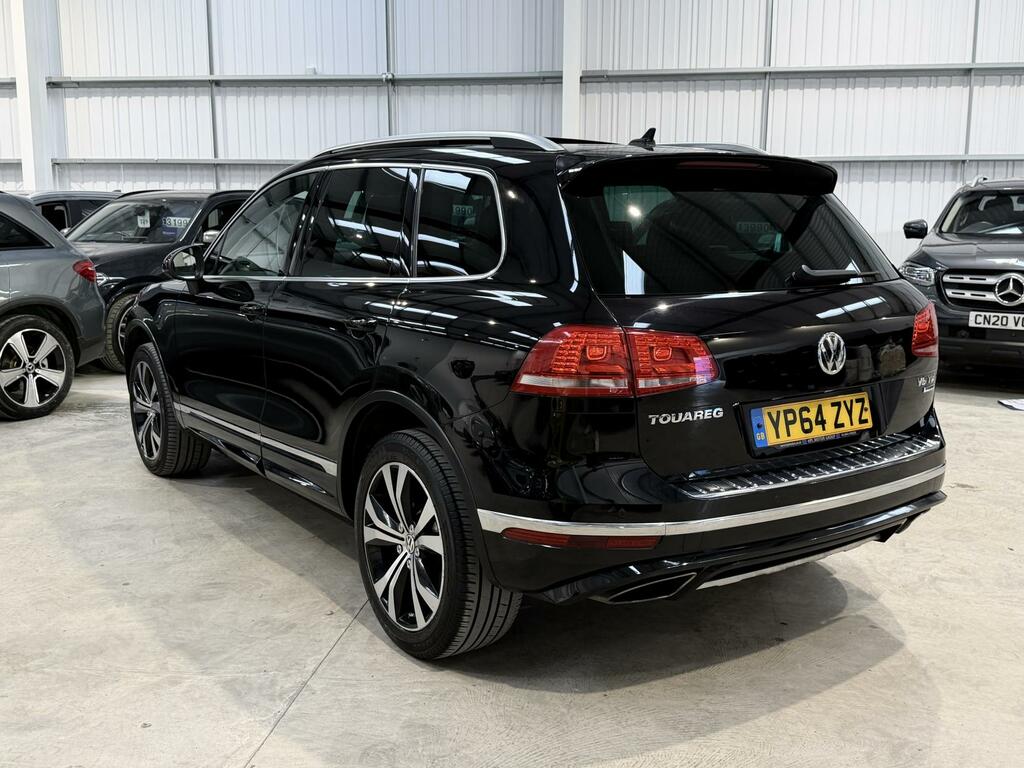 Volkswagen Touareg R-line Black #6