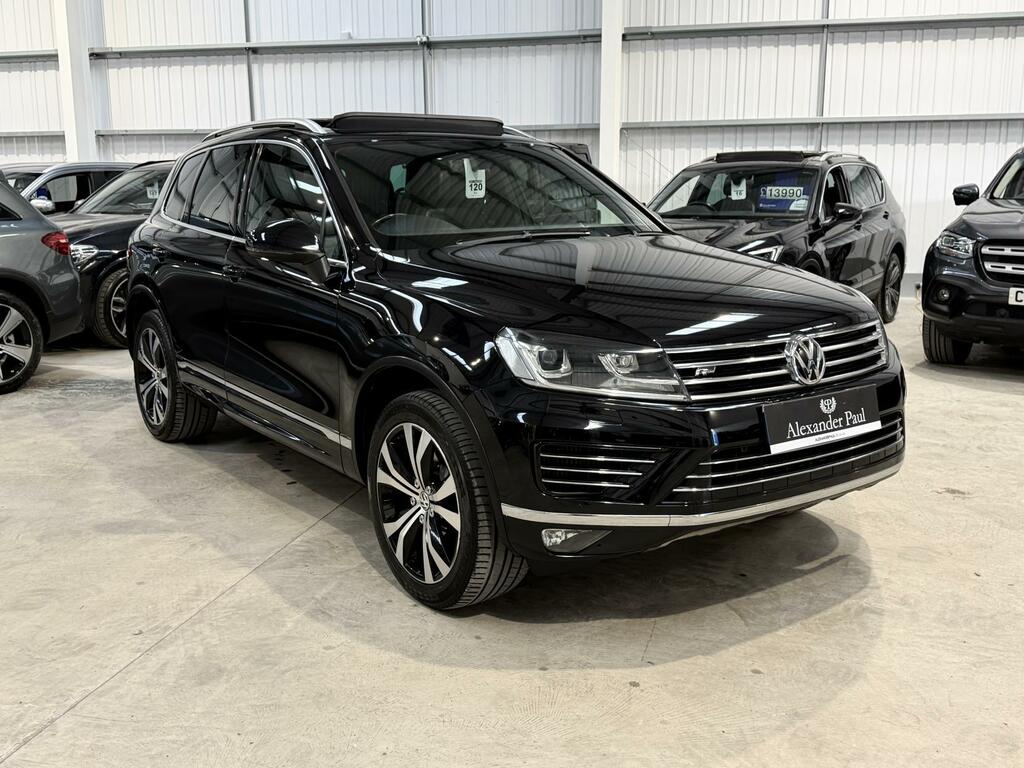 Volkswagen Touareg R-line Black