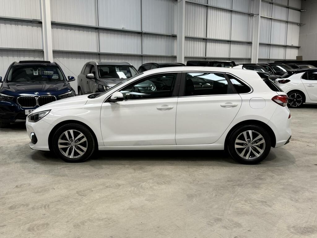 Hyundai I30 Se Nav White #4