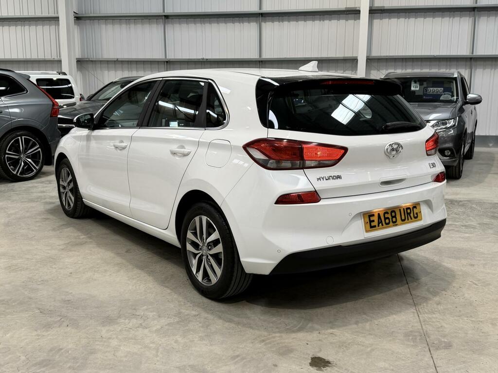 Hyundai I30 Se Nav White #5