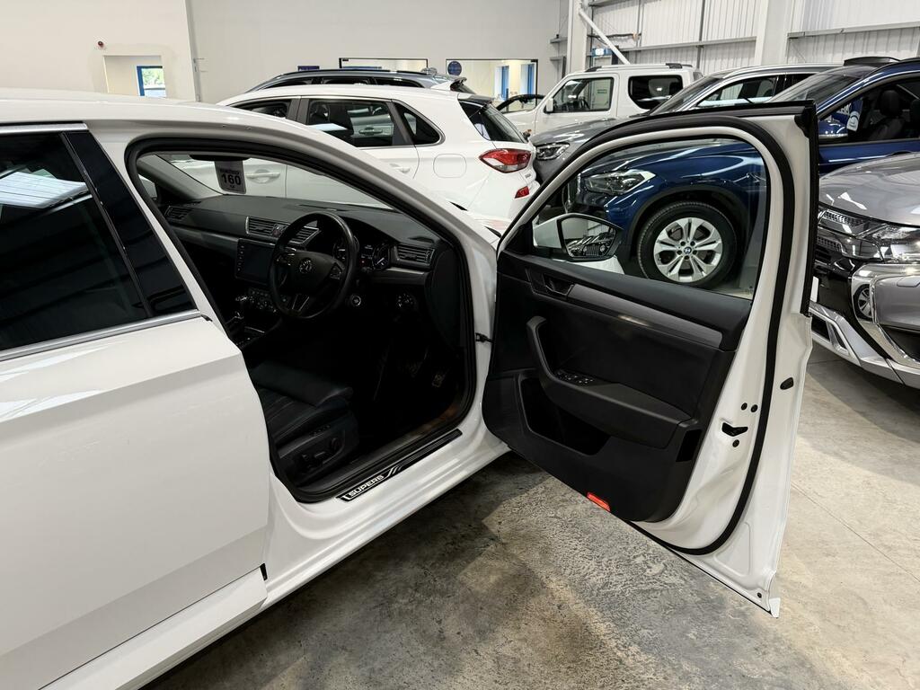 Skoda Superb Se Technology White #9