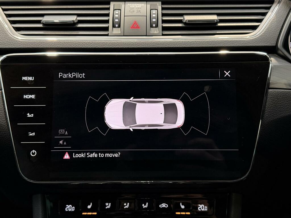 Skoda Superb Se Technology White #24