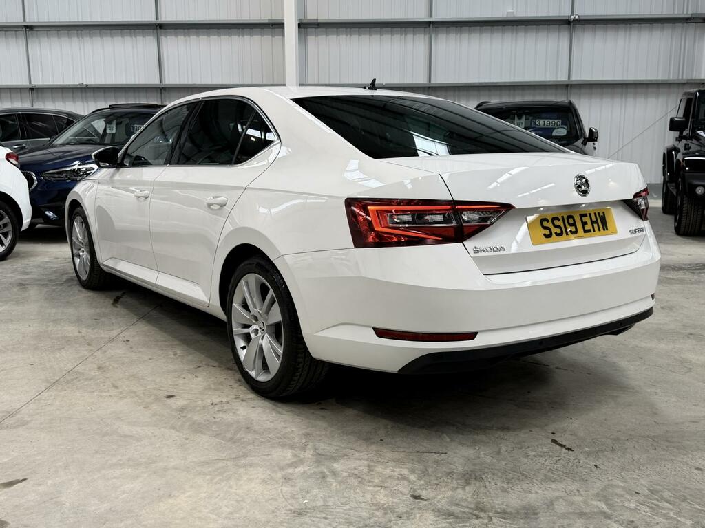 Skoda Superb Se L Executive White #5