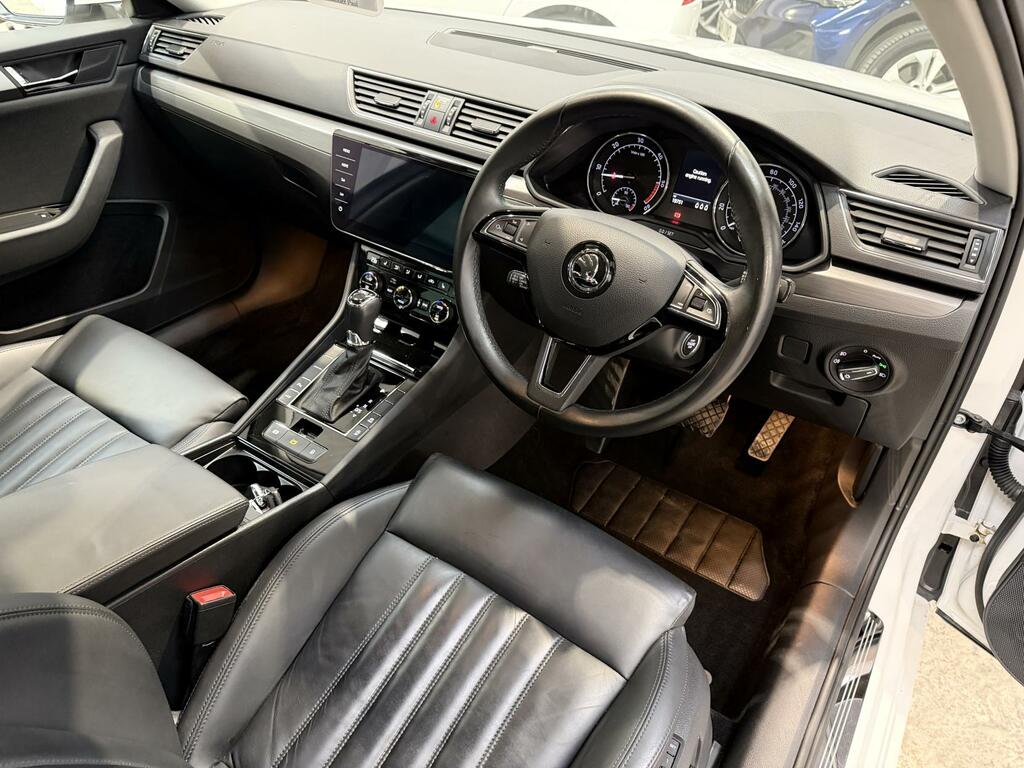 Skoda Superb Se Technology White #12