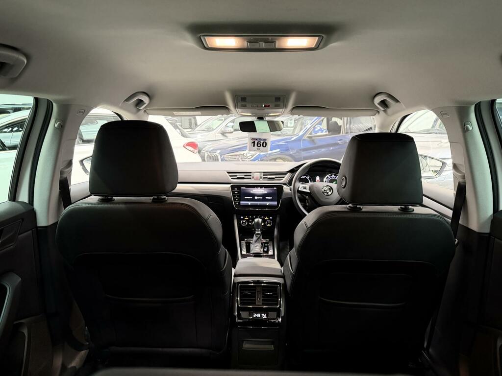 Skoda Superb Se Technology White #40