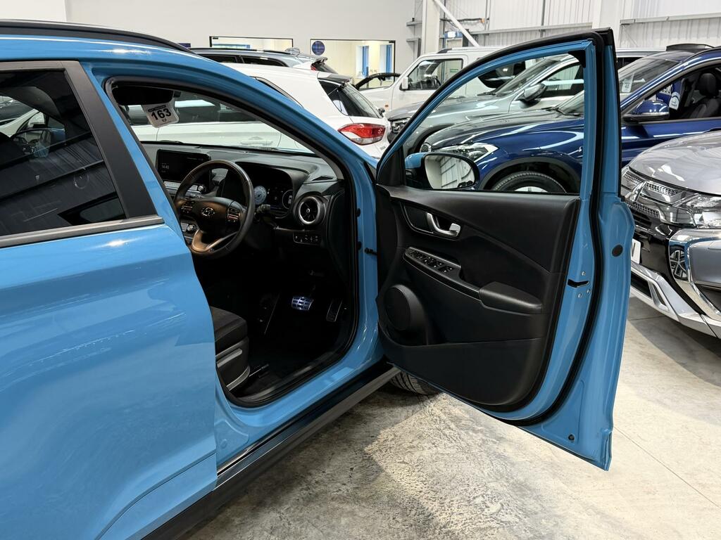Hyundai Kona Premium Blue #5