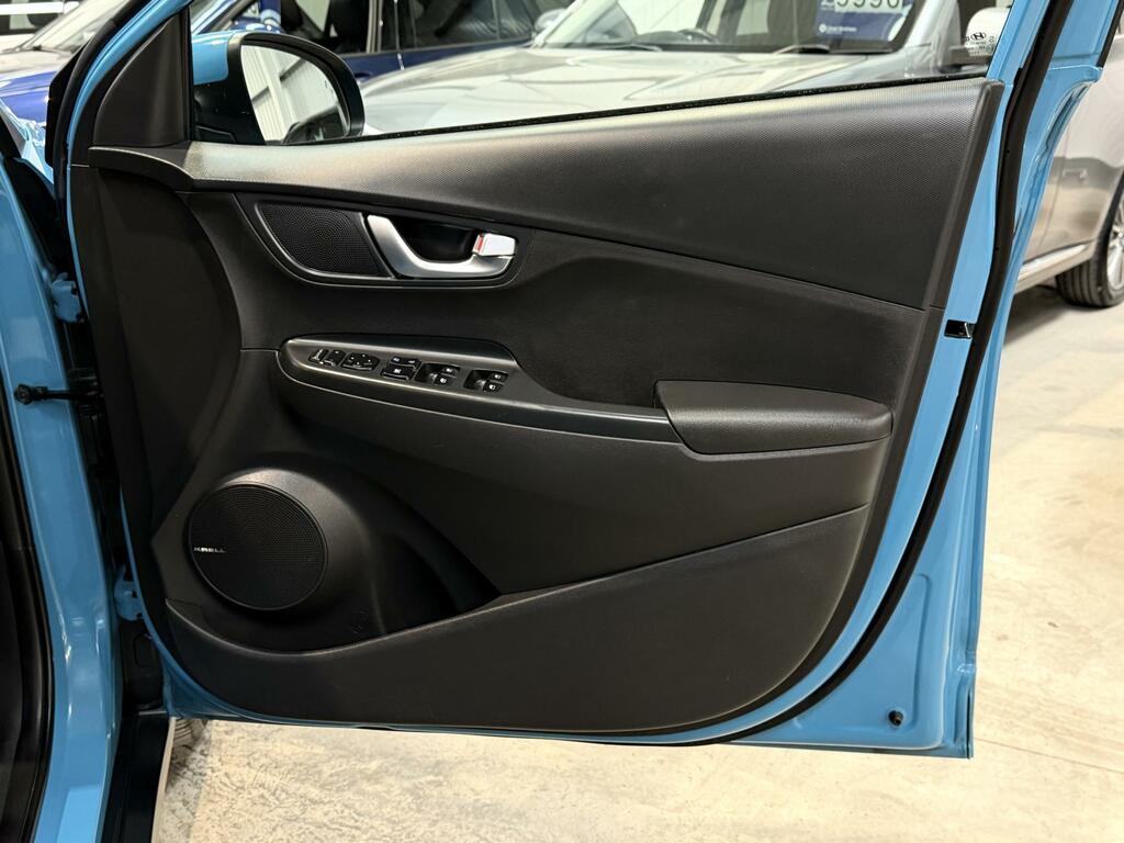Hyundai Kona Premium Blue #6