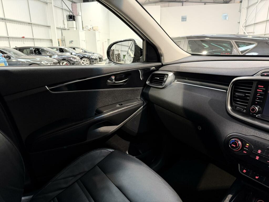 Kia Sorento 2.2 Crdi White #28