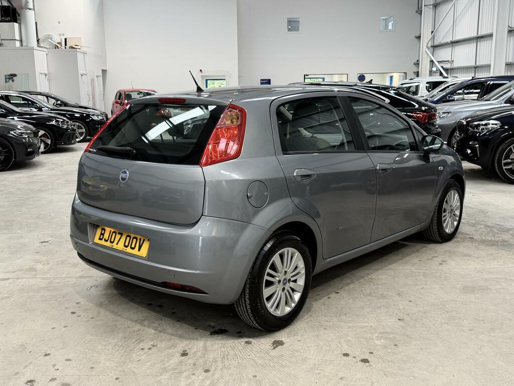 Fiat Grande Punto 1.2 Active Black #7