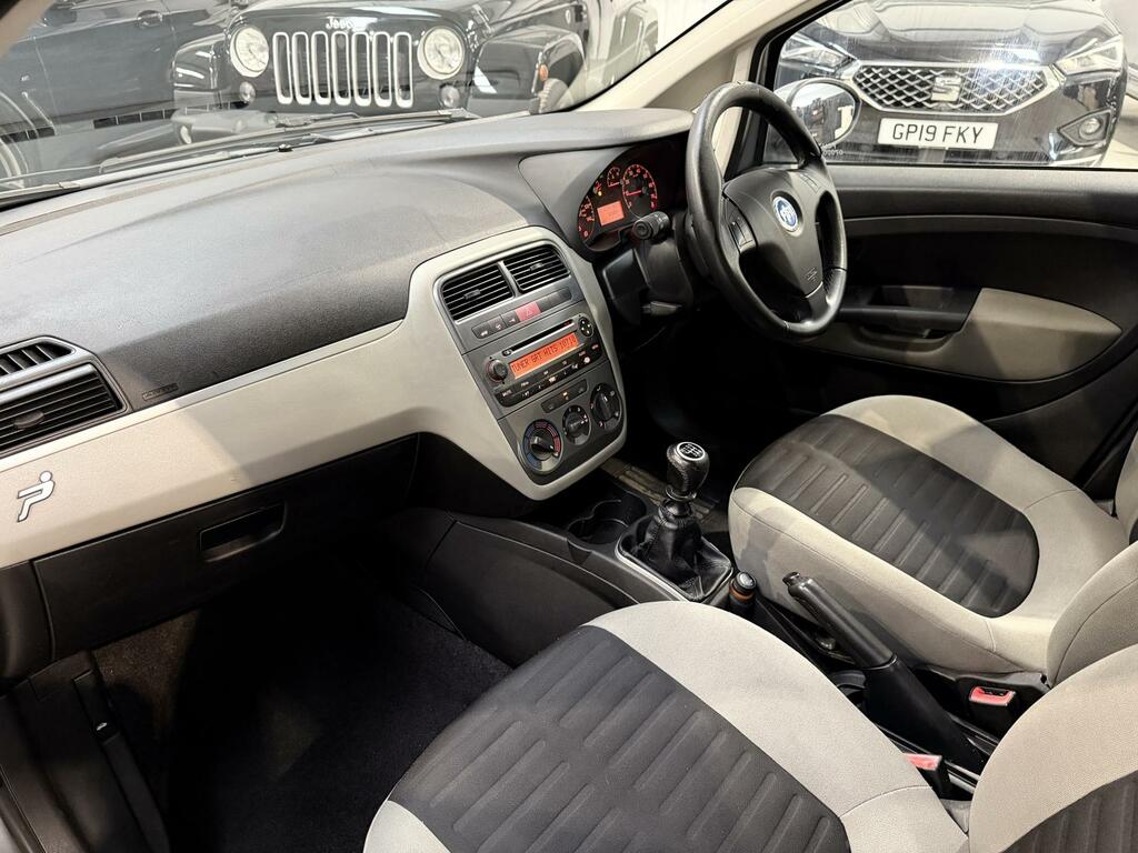 Fiat Grande Punto 1.2 Active Black #31