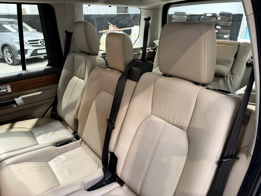Land Rover Discovery 4 4 3.0 Sdv6 255Bhp Se Tech - Facelift Model Black #30