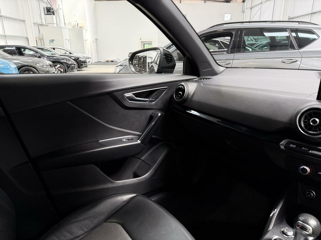 Audi Q2 Sport 30 Tfsi 116 Ps 6-Speed Black #26