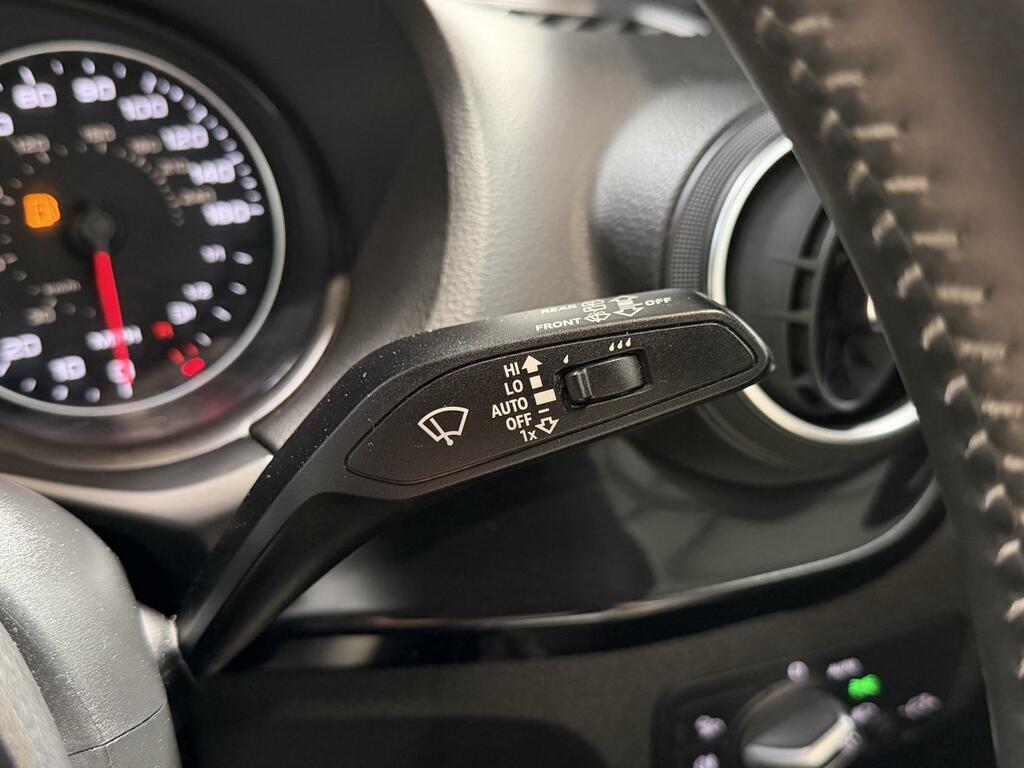 Audi Q2 Sport 30 Tfsi 116 Ps 6-Speed Black #17