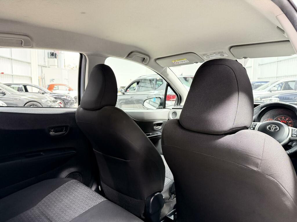 Toyota Yaris Hatchback White #28