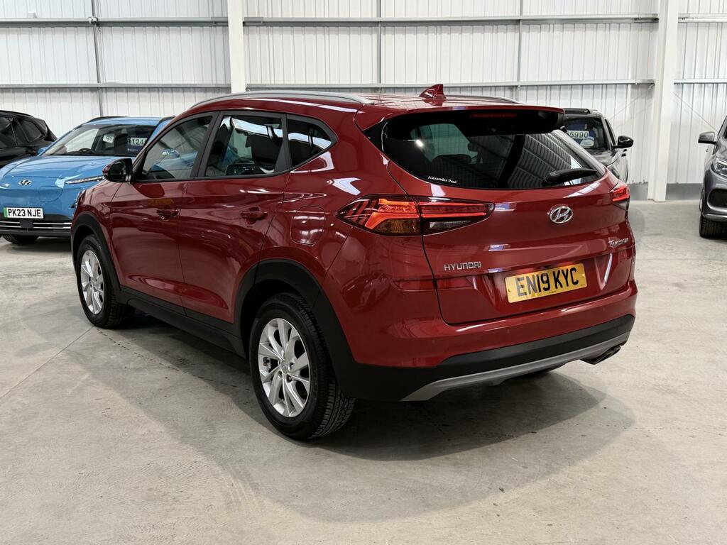 Hyundai Tucson Se Nav Red #5