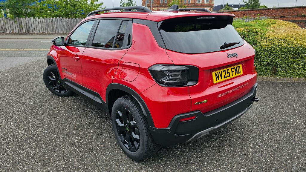 Jeep Avenger 1.2 E-hybrid Overland Suv Hybrid Dct E- Red #5