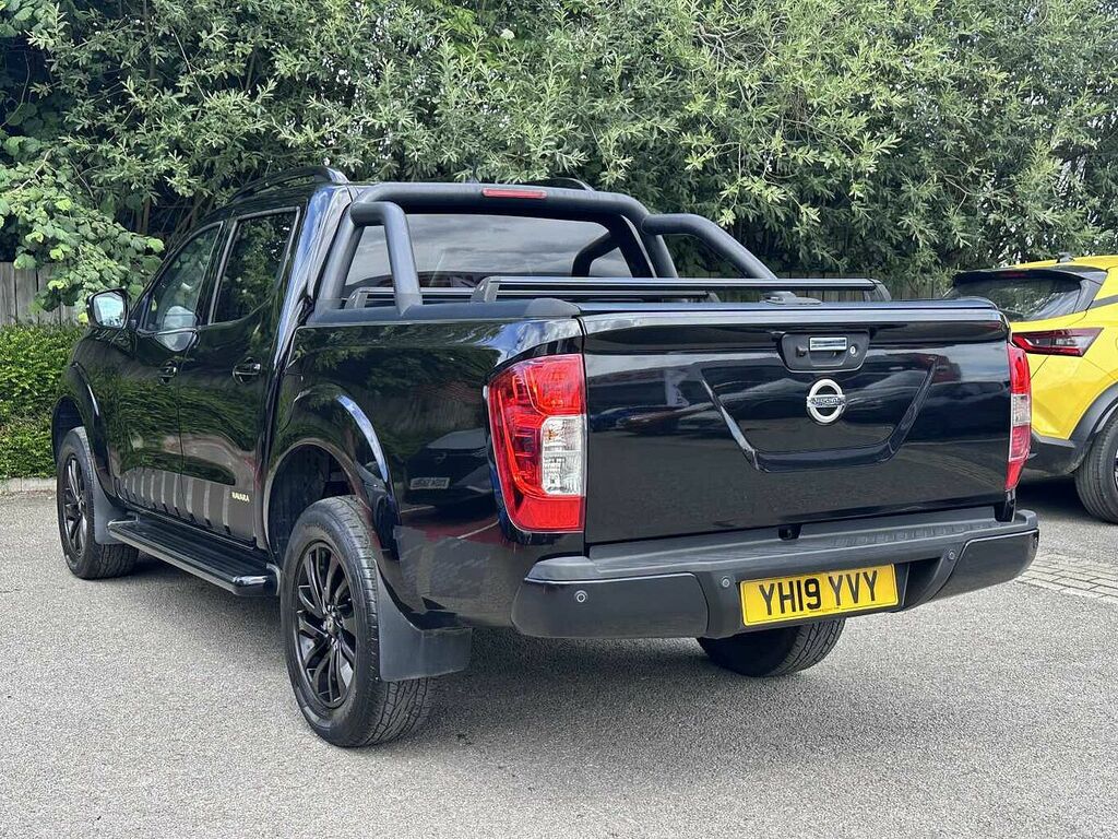 Nissan Navara 2.3 Dci N-guard Pickup Double Cab Manua Black #5