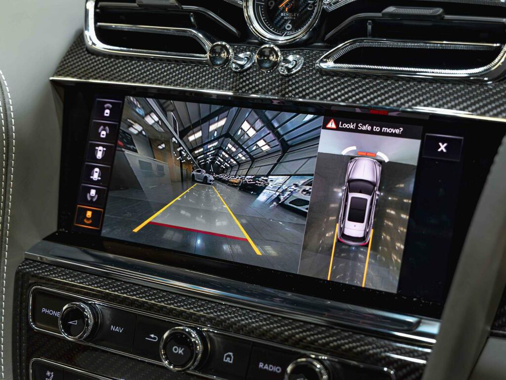 Bentley Bentayga Azure V8  #25