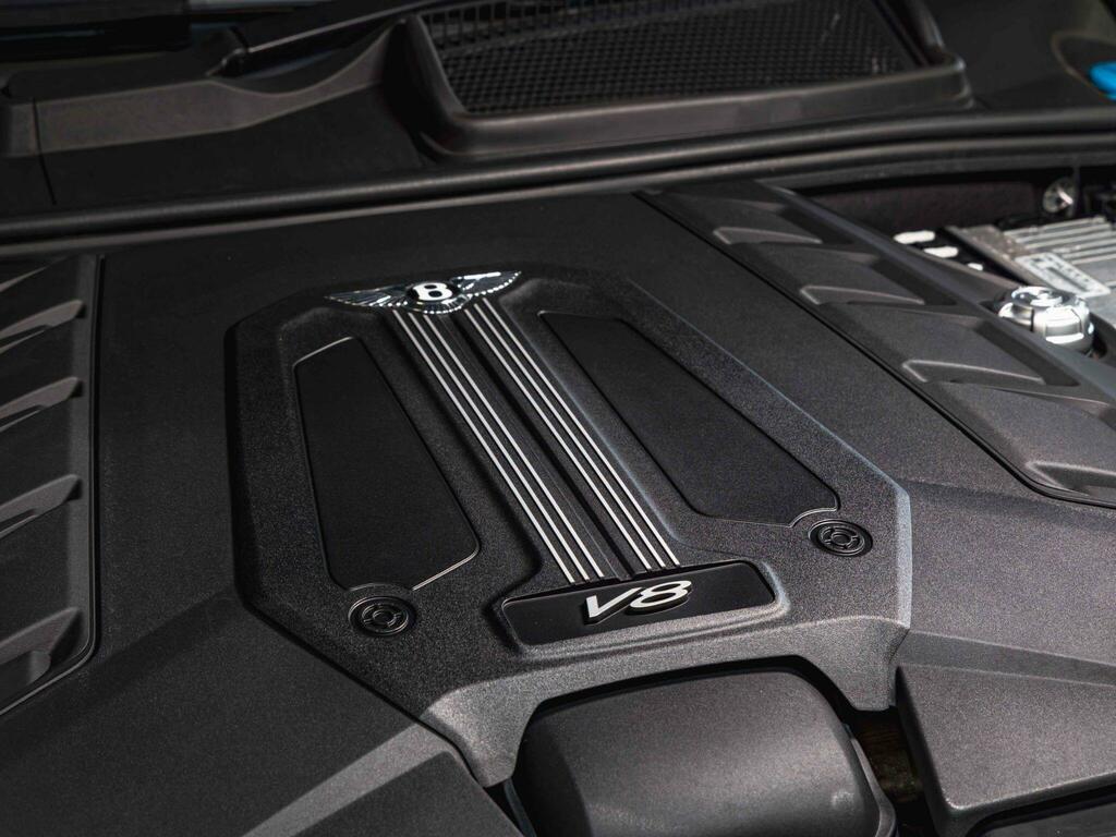 Bentley Bentayga Azure V8  #18