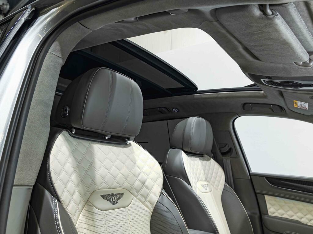 Bentley Bentayga Azure V8  #3