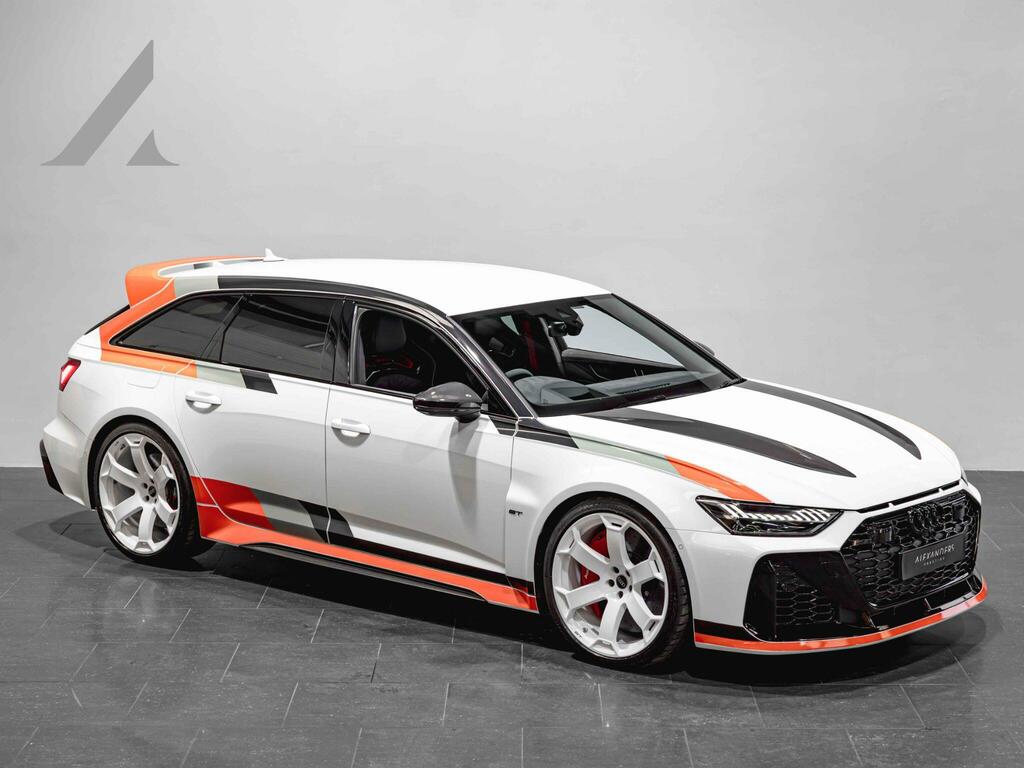 Audi RS6 Avant Automatic Black #1