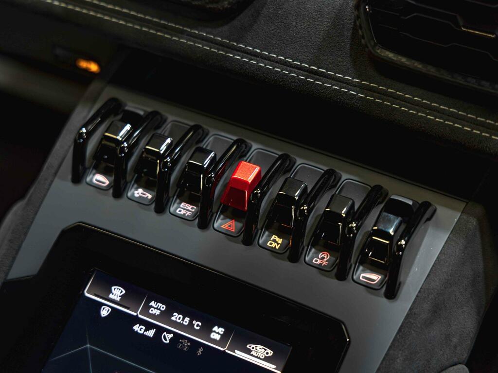 Lamborghini Huracan Sto  #28