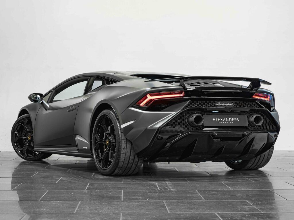 Lamborghini Huracan Sto  #9