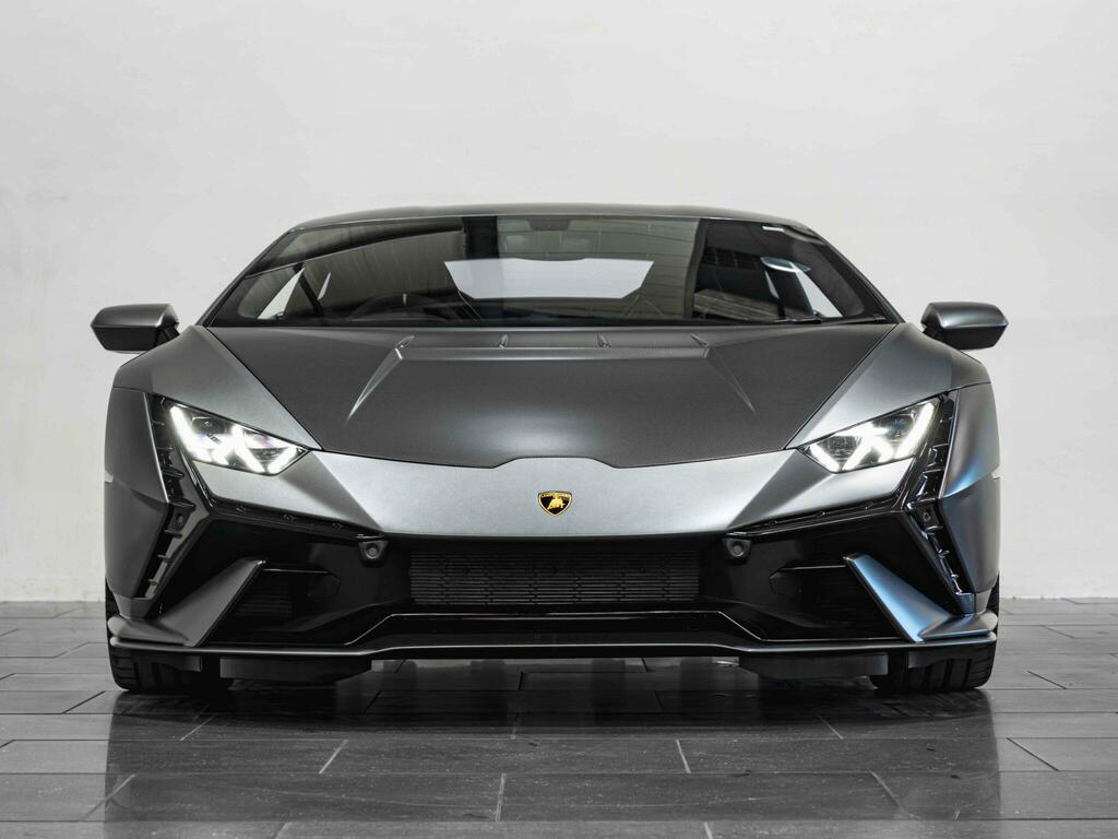 Lamborghini Huracan Sto  #10
