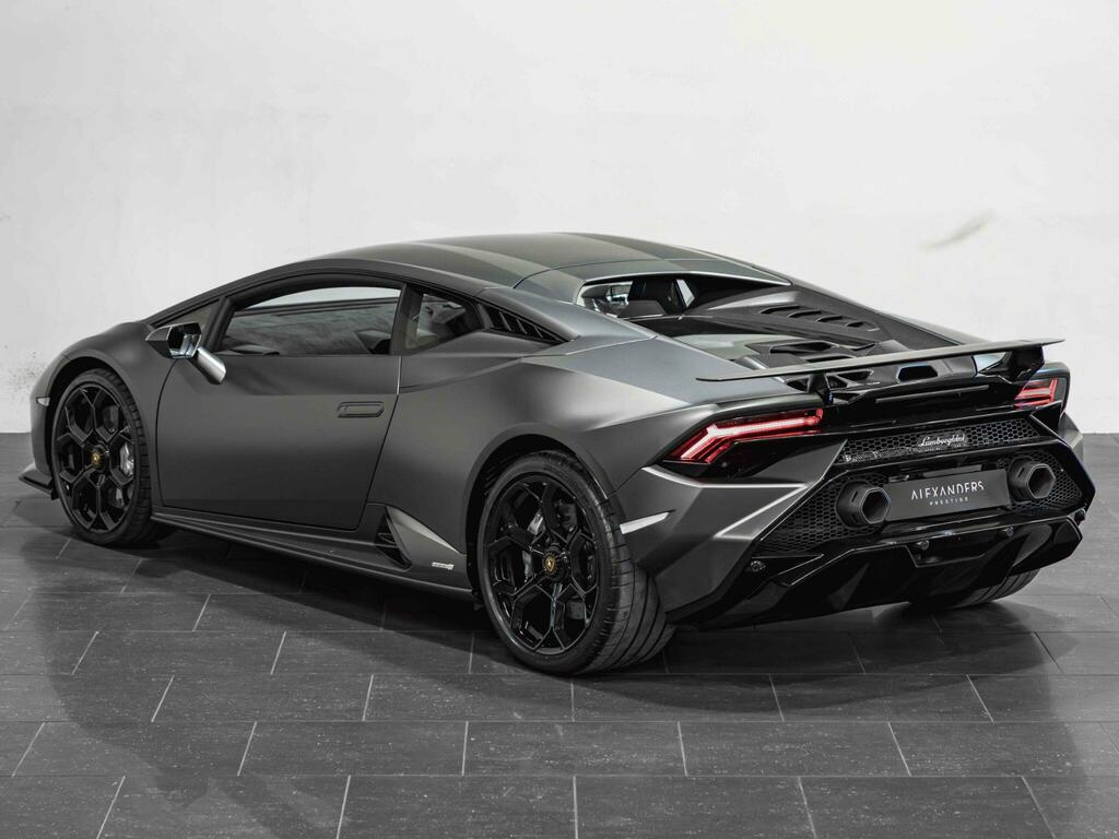 Lamborghini Huracan Sto  #5