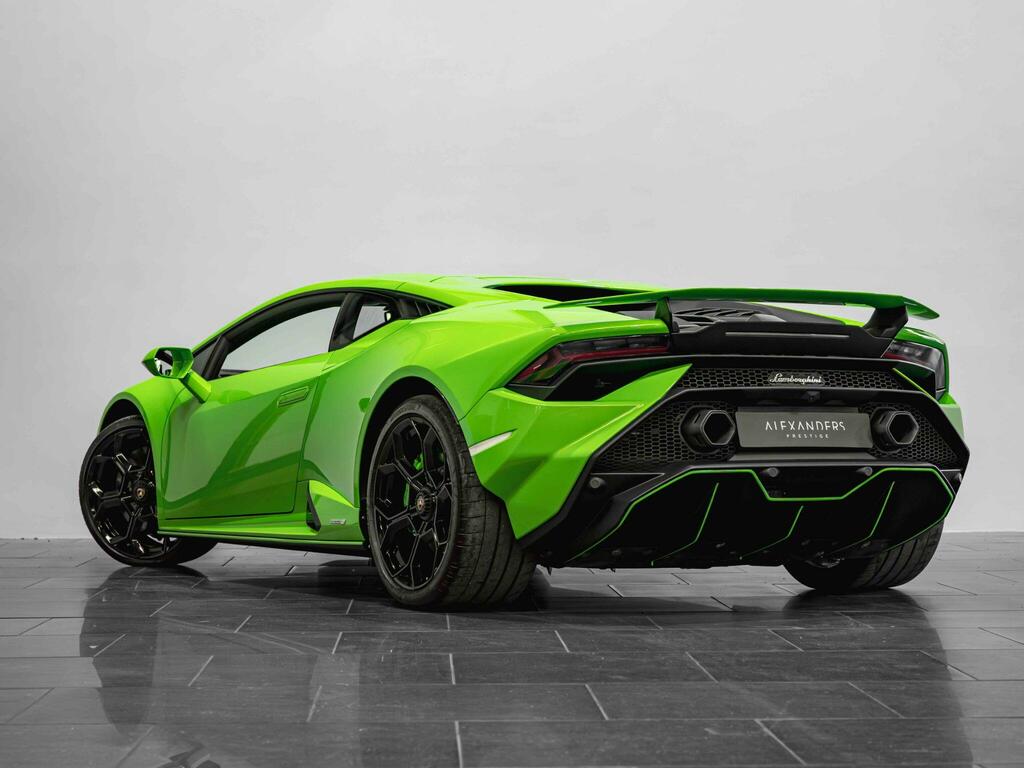 Lamborghini Huracan Tecnica Black #9