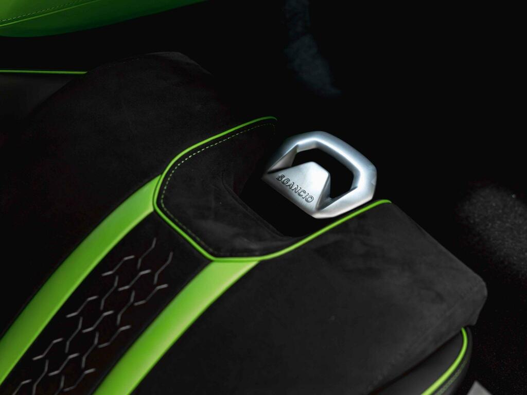 Lamborghini Huracan Tecnica Black #24