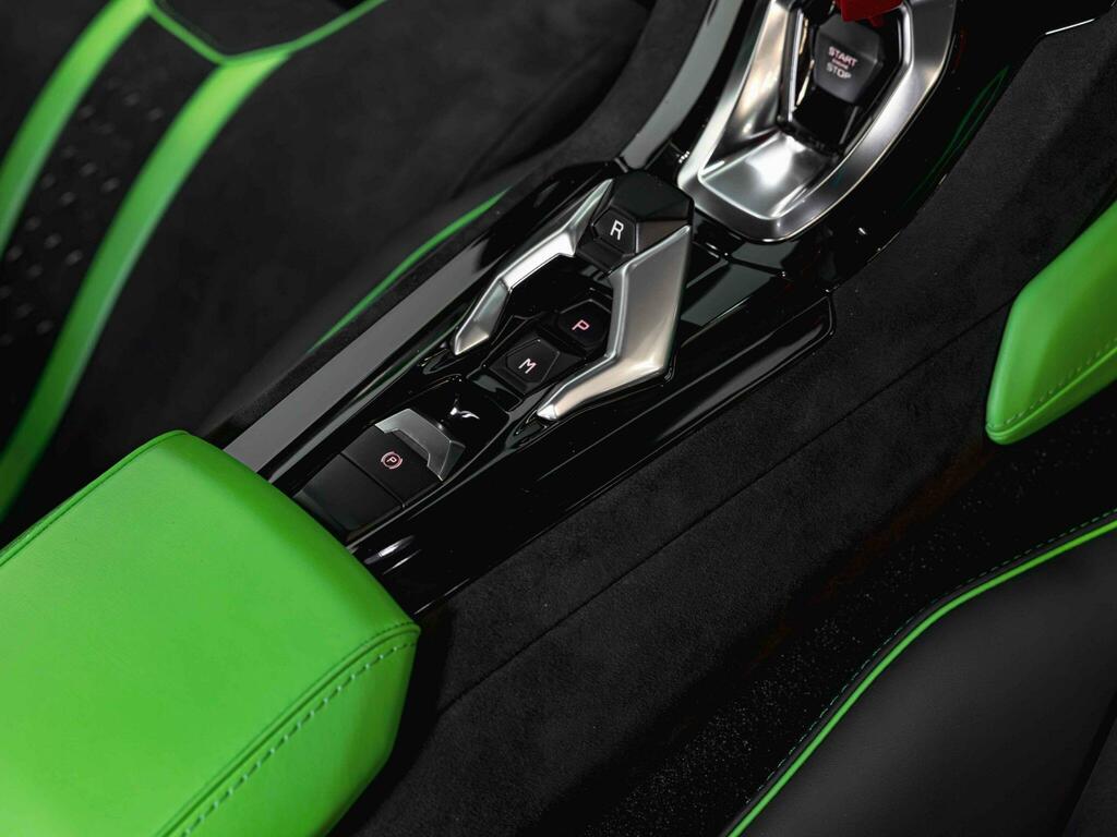 Lamborghini Huracan Tecnica Black #31