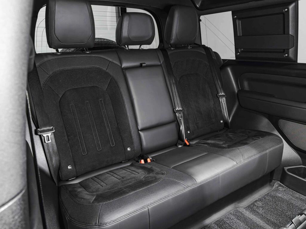 Land Rover Defender 90 Defender X-dynamic S D Mhev Silver #20