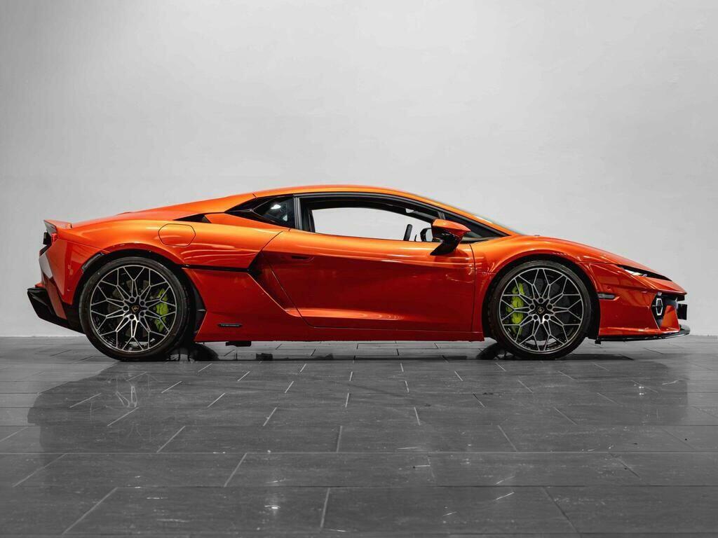 Lamborghini  Temerario 4.0 V8 677Kw Phev Awd Au  #6